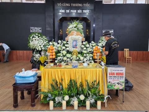 Hình Mai Táng 13